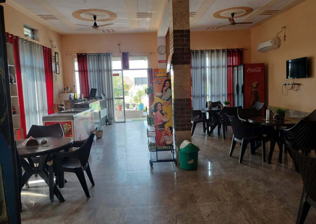 WhatsApp Image 2025-09-09 at 4.33.49 PM