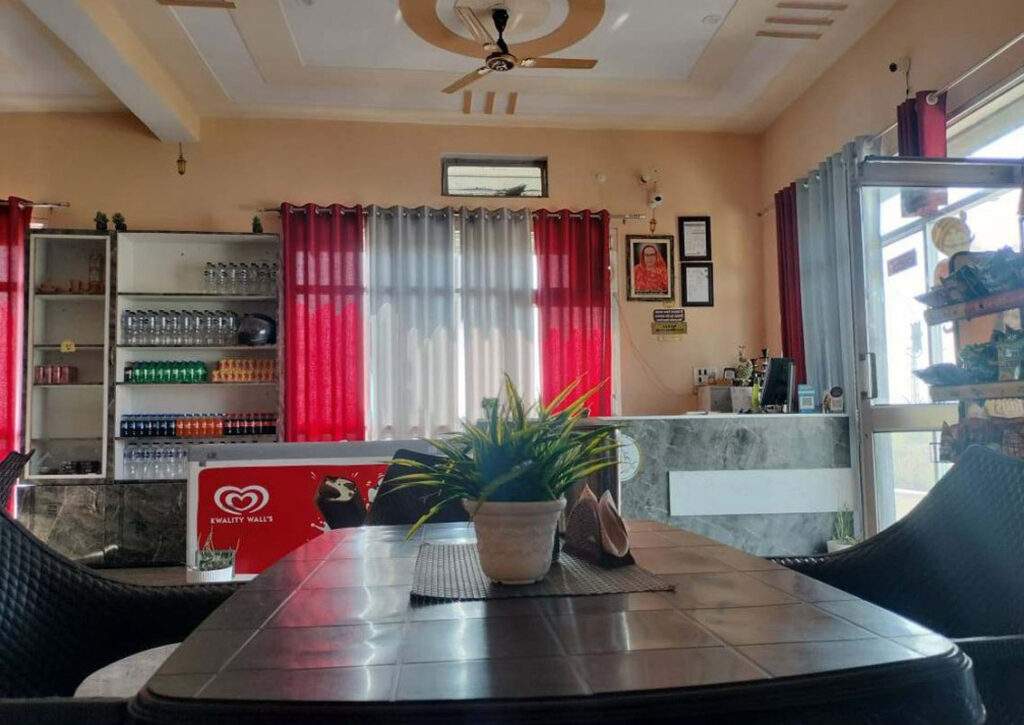 WhatsApp Image 2025-09-09 at 4.33.51 PM (1)